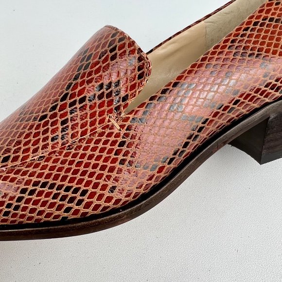 Vince Camuto Womens Satillie Brown Leather Snake Pointed Toe Loafer Shoes size 7 - Picture 10 of 16